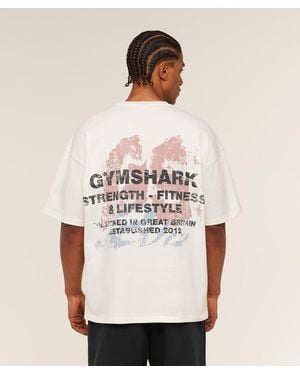 GYMSHARK Strength Fitness & Lifestyle Graphic T-Shirt - Natural