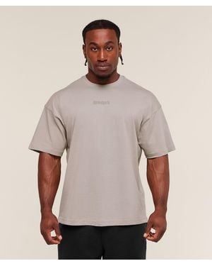 GYMSHARK Olde English T-Shirt - Natural