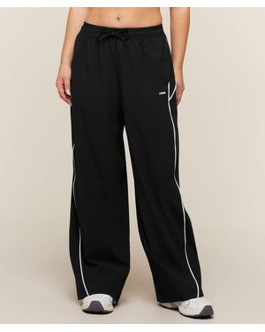 GYMSHARK Track Pants Short - Black