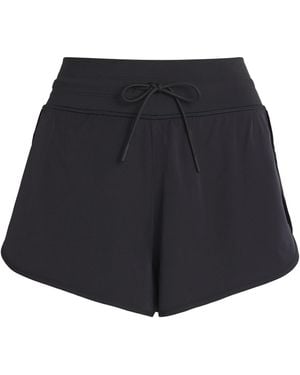 Vuori Daily Speed Shorts - Blue