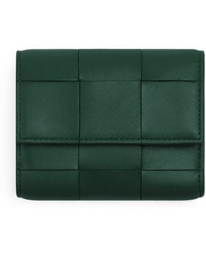Bottega Veneta Leather Intreccio Trifold Wallet - Green
