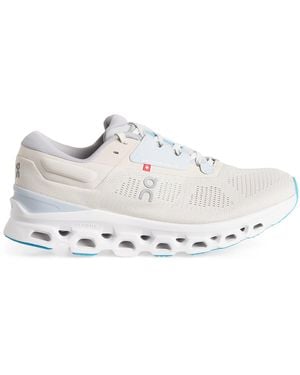 On Shoes Cloudstratus 3 Trainers - White