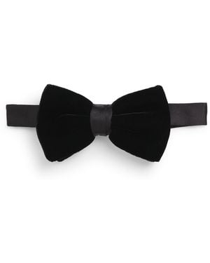 Giorgio Armani Silk Pre-Tied Bowtie - Black