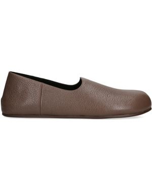 The Row Hugh Slip-On Leather Loafers - Brown