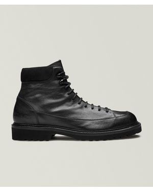 Common Projects Grained Leather Lug Hiker Boots - Black