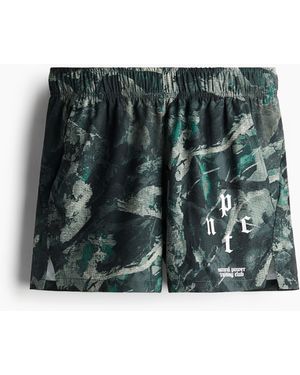 H&M Kurze Sportshorts aus DryMove - Grün