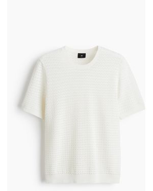 H&M Gestricktes T-Shirt in Slim Fit - Weiß