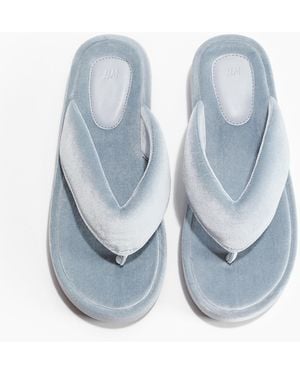 H&M Zehensandalen aus Velours - Blau