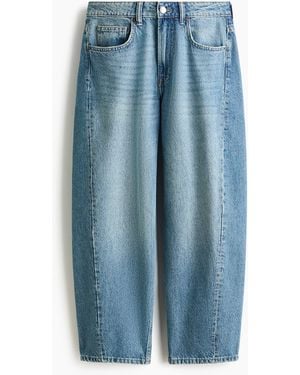 H&M Barrel Regular Waist Ankle Jeans - Blau