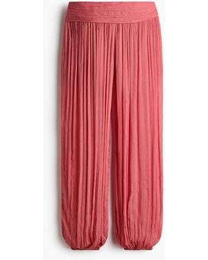 H&M Hose aus gecrinkelter Viskose - Rot