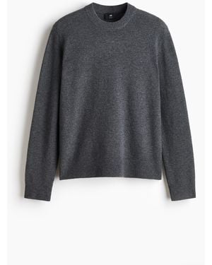 H&M Wollpullover in Regular Fit - Grau
