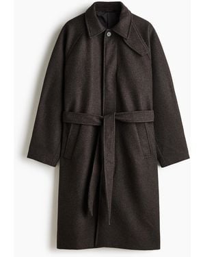 H&M Einreihiger Mantel mit Gürtel - Schwarz