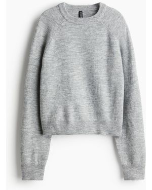 H&M Korte Fijngebreide Trui - Grijs