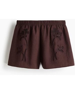 H&M Shorts mit Broderie Anglaise - Braun