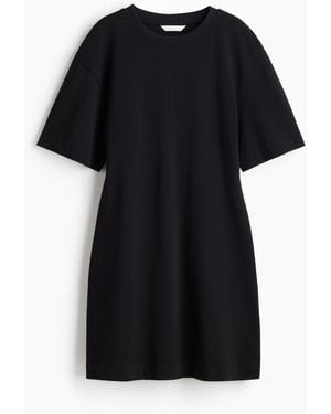 H&M Tailliertes T-Shirt-Kleid - Schwarz