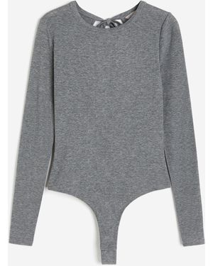 H&M Tangabody mit freiem Rücken - Grau