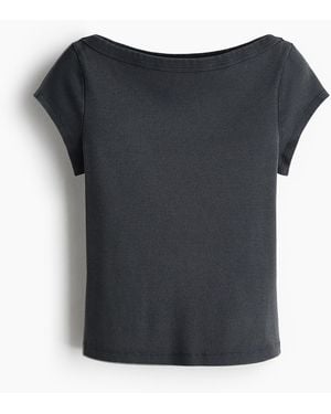 H&M Geripptes Shirt mit U-Boot-Ausschnitt - Schwarz
