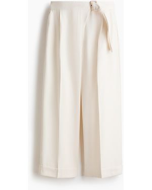 H&M Gerade Hose mit Gürtel - Weiß