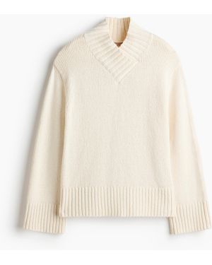 H&M Strickpullover mit V-Ausschnitt - Weiß