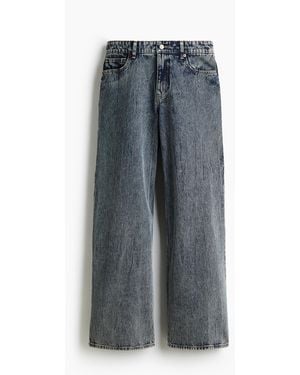 H&M Jeans mit geradem Bein - Grau