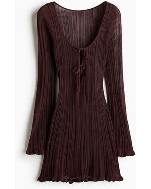 H&M Geripptes Strandkleid - Lila
