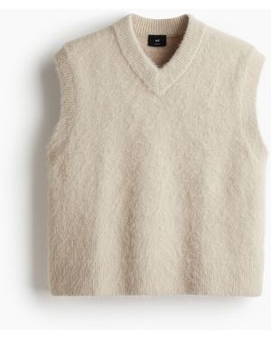 H&M Flauschiger Pullunder in Loose Fit - Natur
