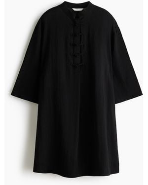 H&M Tunikakleid mit Knebelknöpfen - Schwarz