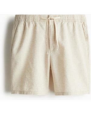 H&M Shorts aus Leinenmix in Regular Fit - Natur