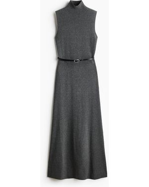 H&M Feinstrick-Kleid mit Gürtel - Mehrfarbig