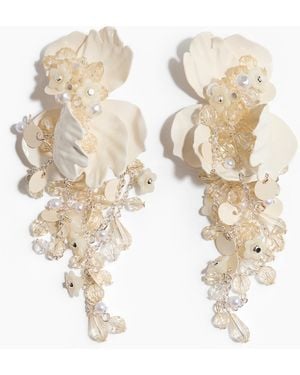 H&M Cluster-Ohrringe mit Blumendetails - Weiß