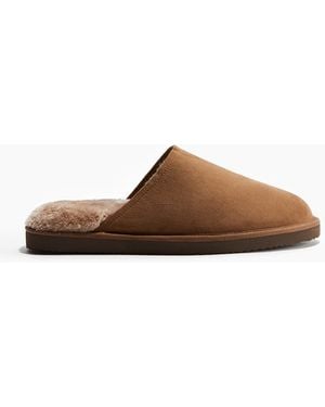 H&M Hausschuhe mit Teddyfutter - Braun