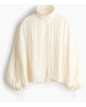 H&M Gecrinkelte Jacke mit Kordelzügen - Weiß