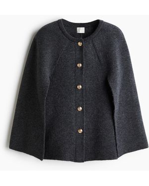 H&M Gestricktes Cape - Schwarz