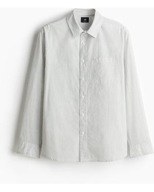 H&M Seersuckerhemd in Oversized Fit - Weiß