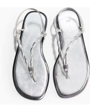 H&M Sandalen mit Twistdetail - Grau