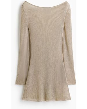 H&M Schimmerndes Kleid mit ausgestelltem Saum - Natur