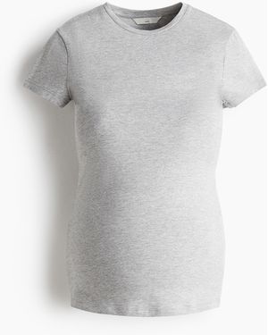 H&M MAMA Figurbetontes T-Shirt - Grau