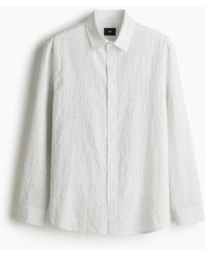 H&M Hemd mit Struktur in Loose Fit - Weiß