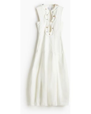 H&M A-Linien-Kleid mit Nieten - Weiß