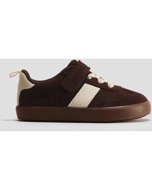 H&M Barefoot Sneakers - Bruin