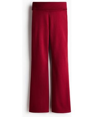 H&M Ausgestellte Hose mit Umschlagbund - Rot
