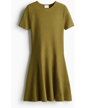 H&M Ribgebreide Jurk - Groen