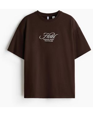 H&M Oversized T-Shirt mit Print - Braun