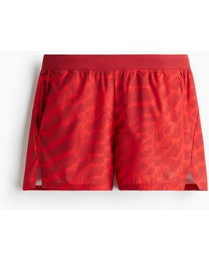 H&M Kurze Laufshorts mit DryMoveTM - Rot