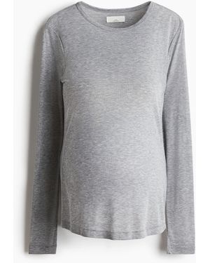 H&M MAMA Shirt aus Lyocellmix - Grau