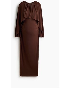 H&M MAMA Kleid mit drapiertem Cape-Detail - Braun