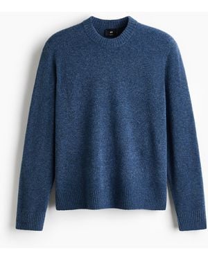 H&M Angerauter Pullover in Regular Fit - Blau
