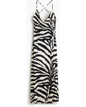 H&M Bedrucktes Kleid mit Wasserfallausschnitt - Weiß