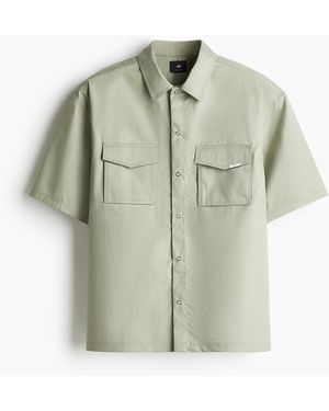 H&M Utility-Hemd mit Kurzarm in Loose Fit - Grün