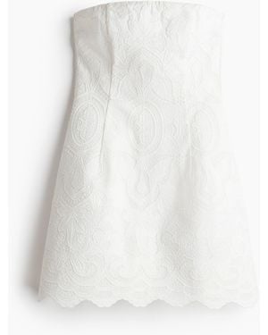 H&M Besticktes Bandeau-Kleid - Weiß